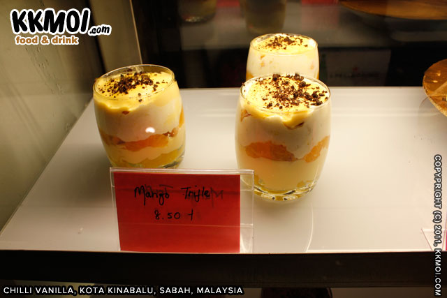 chillivanilla_mangotrifle